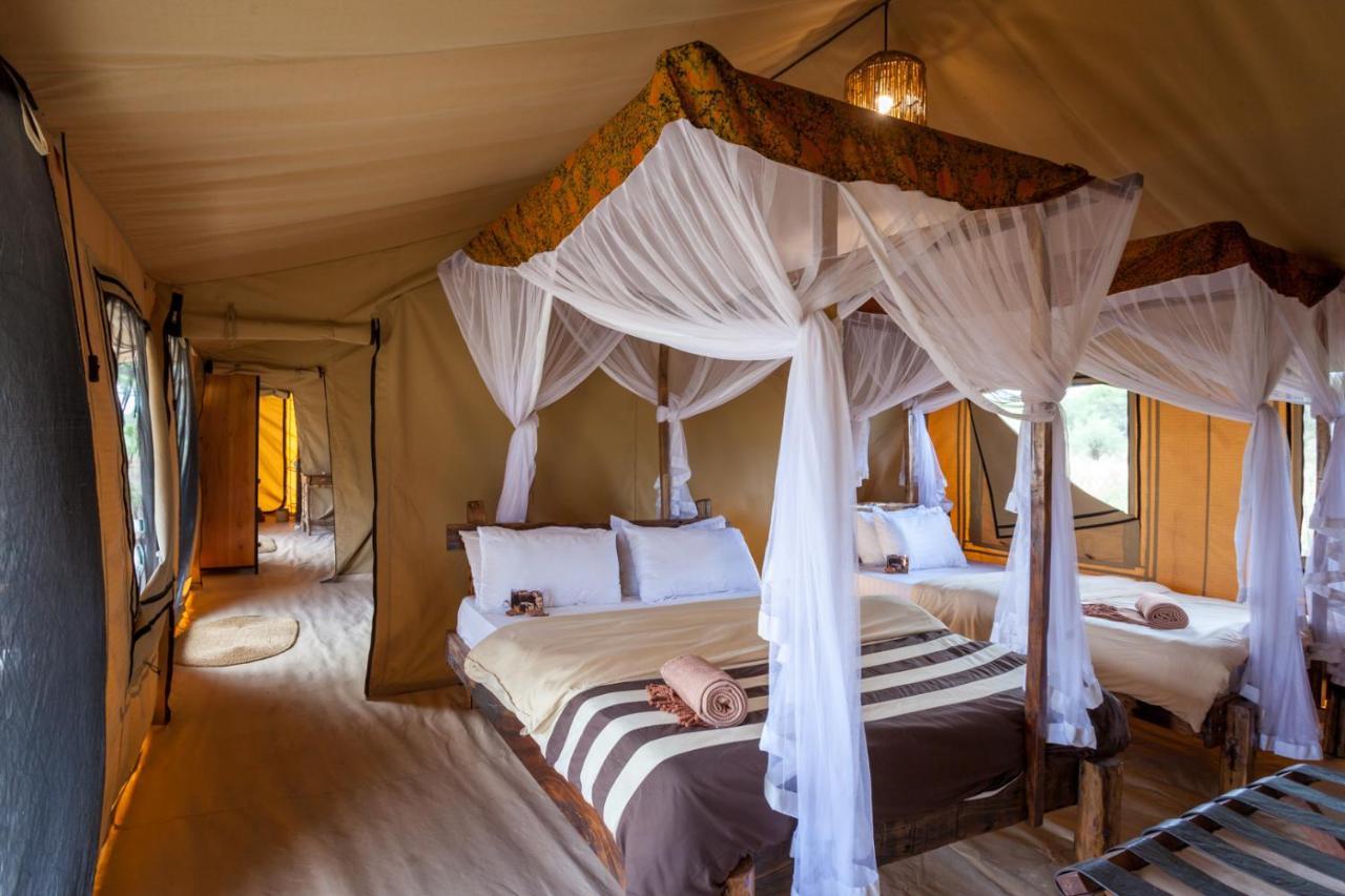 Baobab Tented Camp Kwa Kuchinia Eksteriør billede