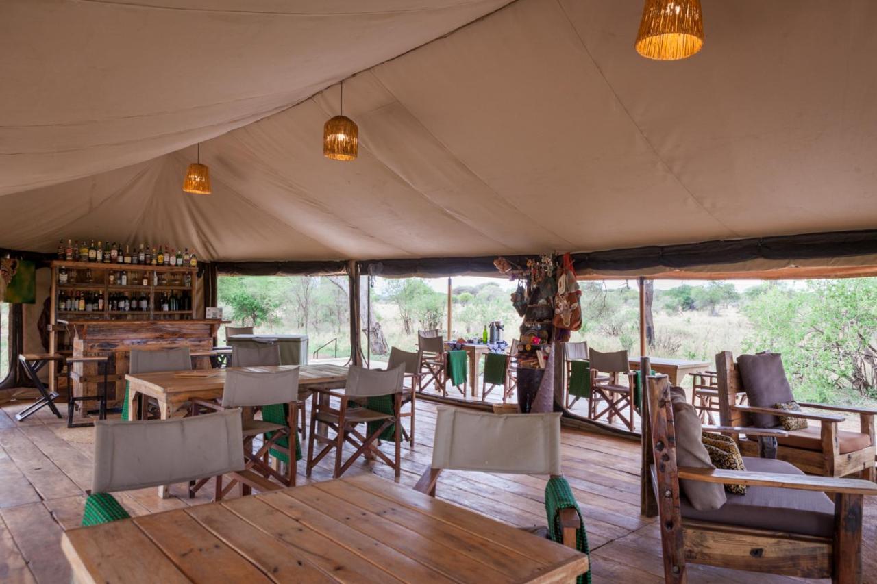 Baobab Tented Camp Kwa Kuchinia Eksteriør billede