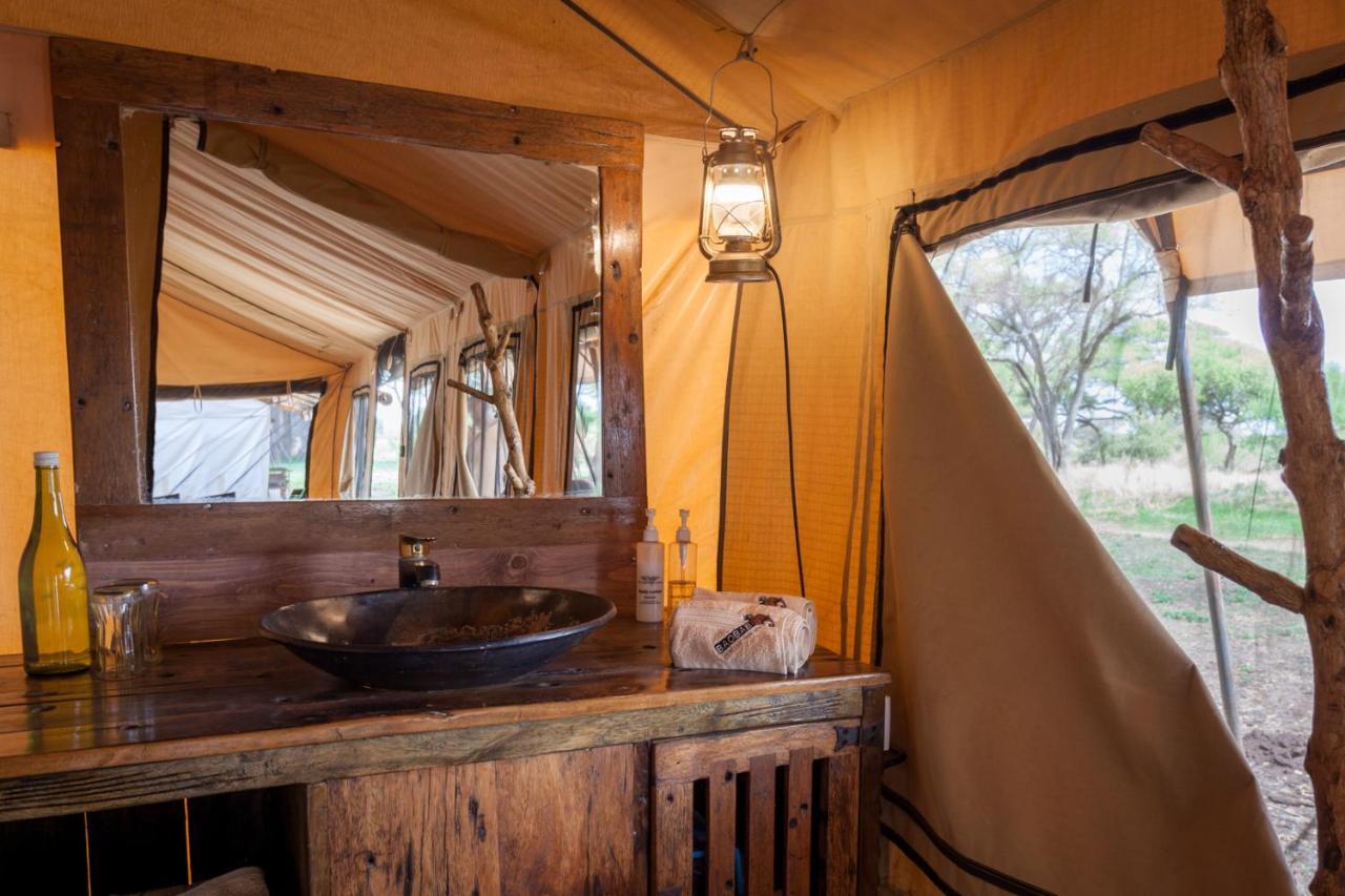 Baobab Tented Camp Kwa Kuchinia Eksteriør billede